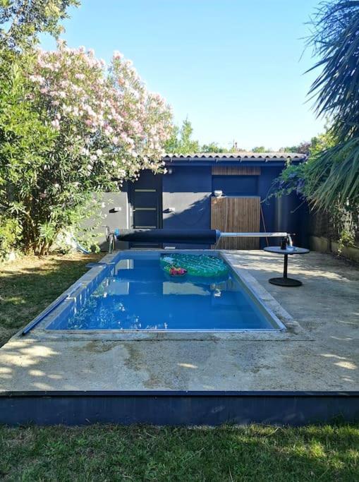 べグル Echoppe Bordelaise Avec Jardin Et Piscineヴィラ エクステリア 写真